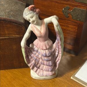 Elegant Dancer Figurine in Pink and Green. Vintage Likely Occupied Japan. 5 in.